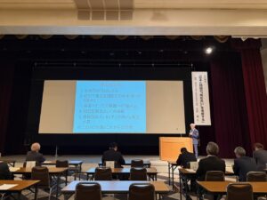 県日韓友好議連で静岡県立大学の小針進教授の講演