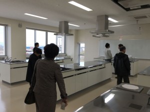 きれいな（当然ですが）調理室